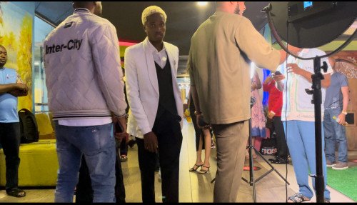 Monkey Business Cast And Crew
